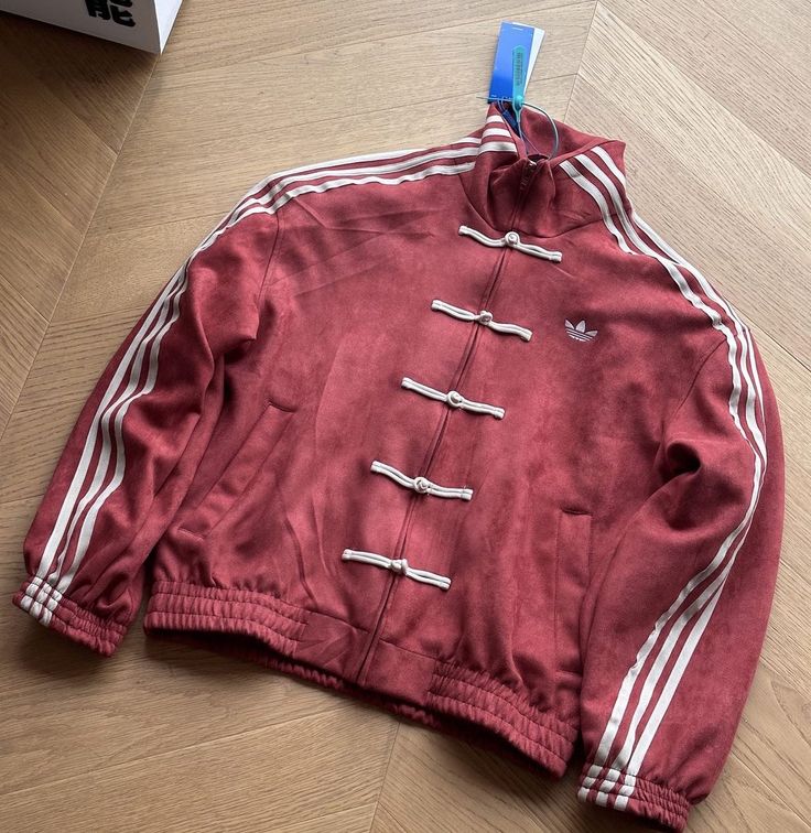 Retro Chinese Knot Track CNY maroon  Jacket – Vintage Streetwear Zip-Up in Burgundy Red.